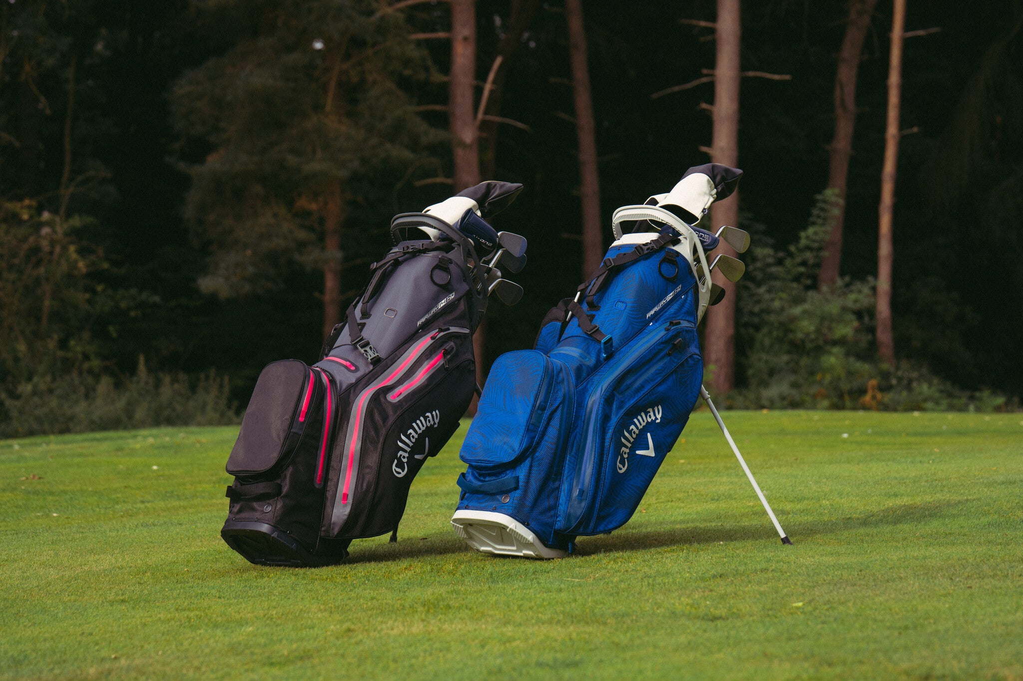 Callaway Fairway 14 Hyper Dry Standbag zwart/red