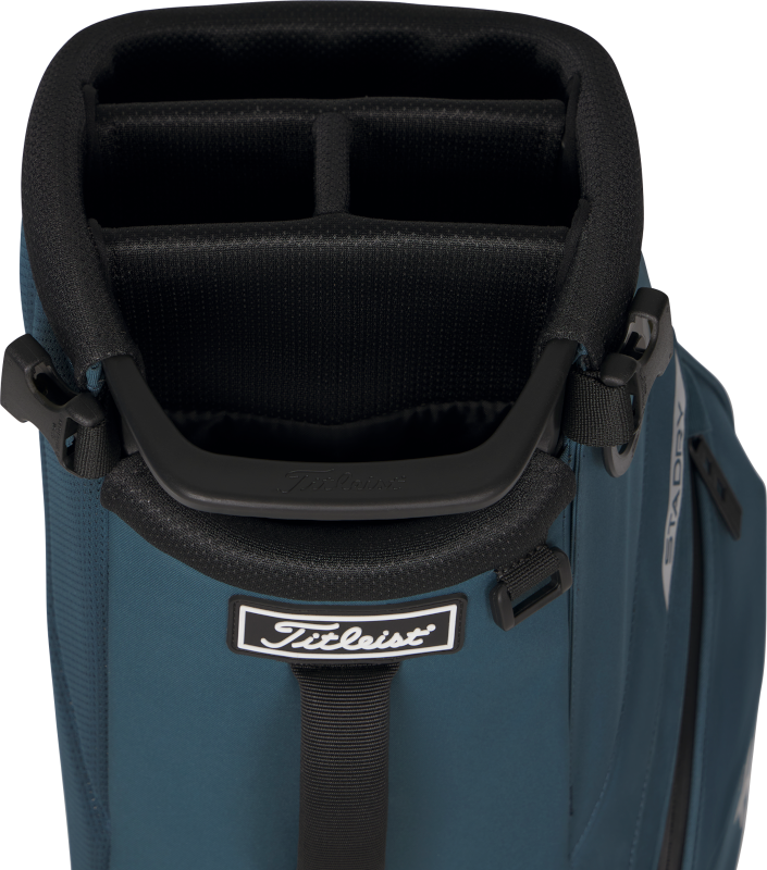 Titleist Players S4 Stadry standbag monterey