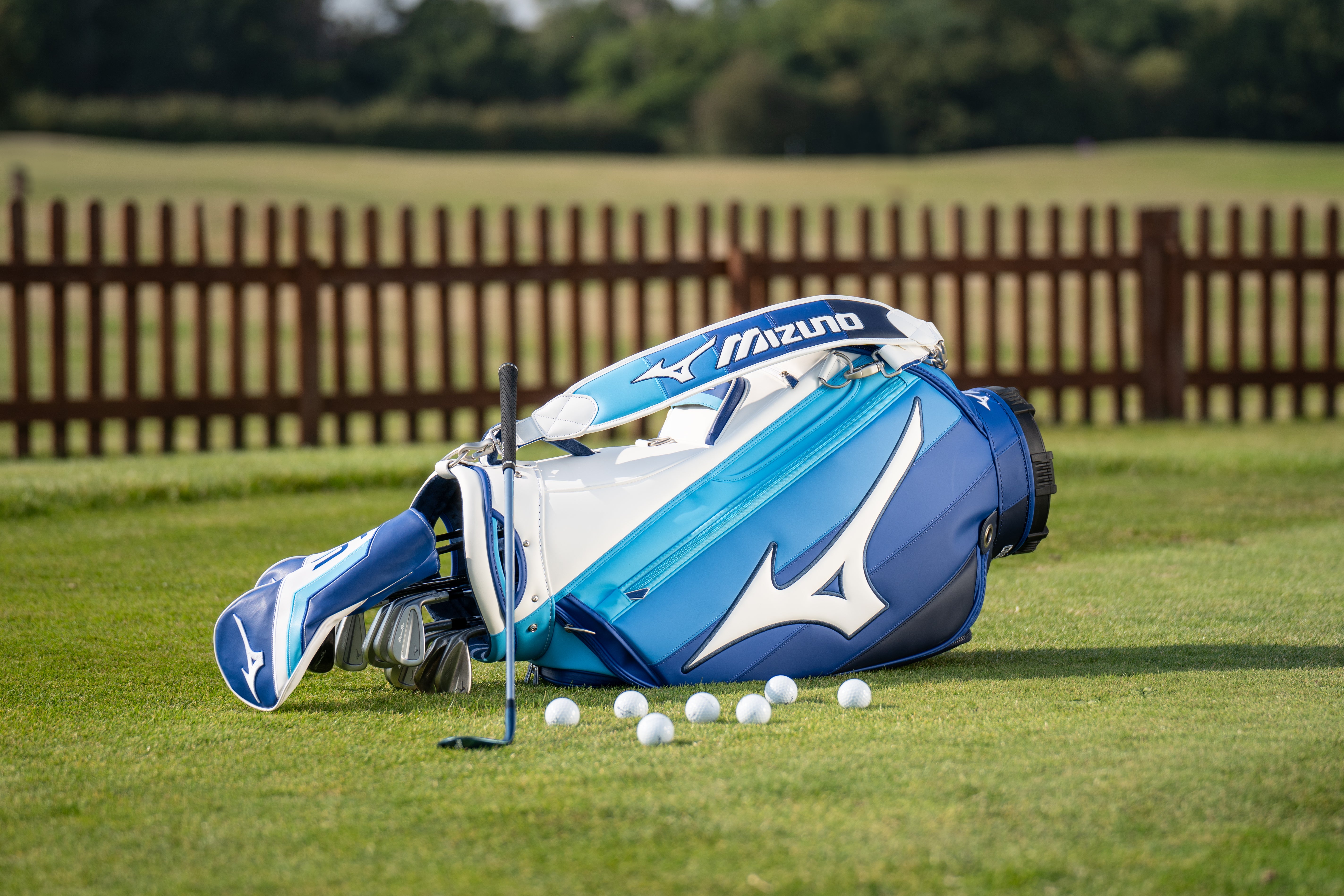 Mizuno Tour Cartbag staff