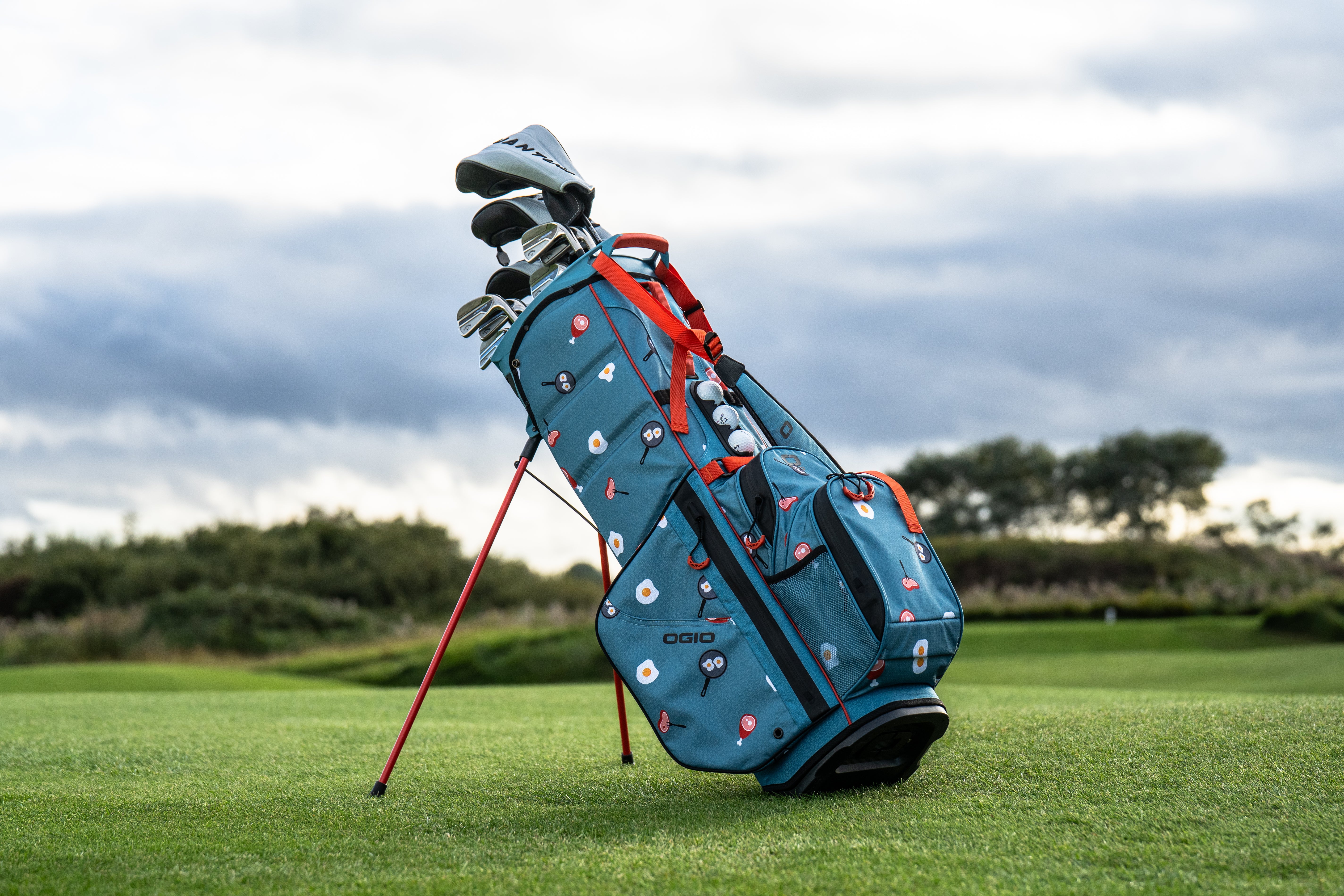 Ogio All Elements Hybrid standbag | ham and eggs