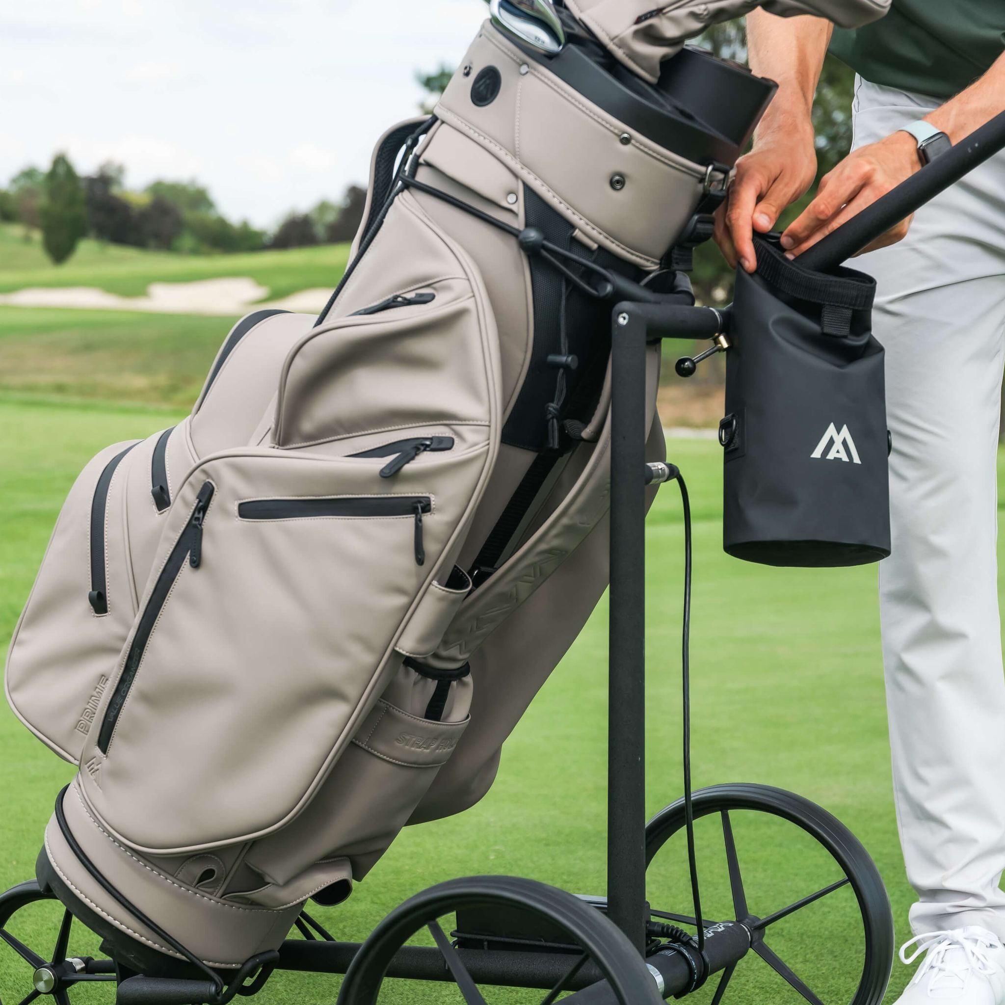 Big Max Dri Lite Silencio Prime cartbag taupe